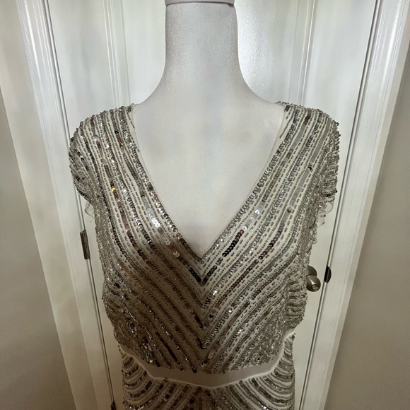 Adrianna Papell, White and Silver Dress, Women, Size 10 - Picture 3 of 12